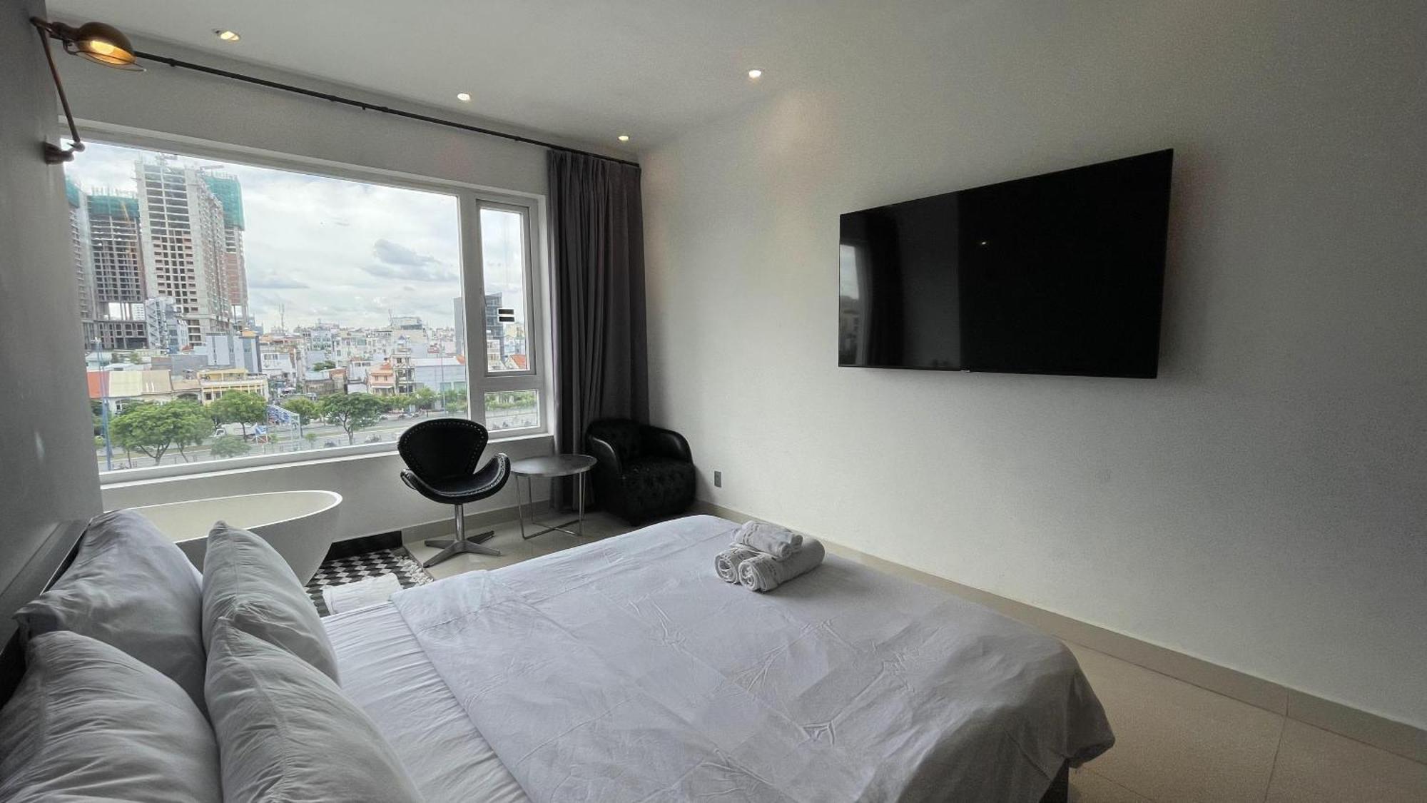 A In Hotel Riverside Ho Chi Minh City Exterior photo